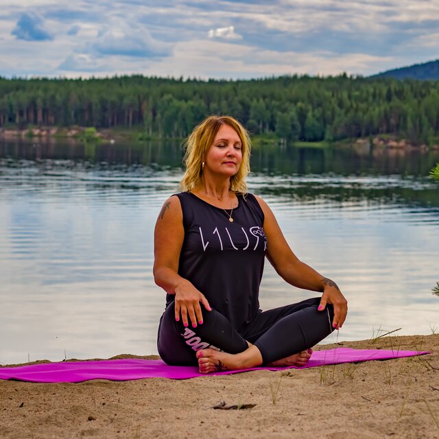 Anna Köhler yogar